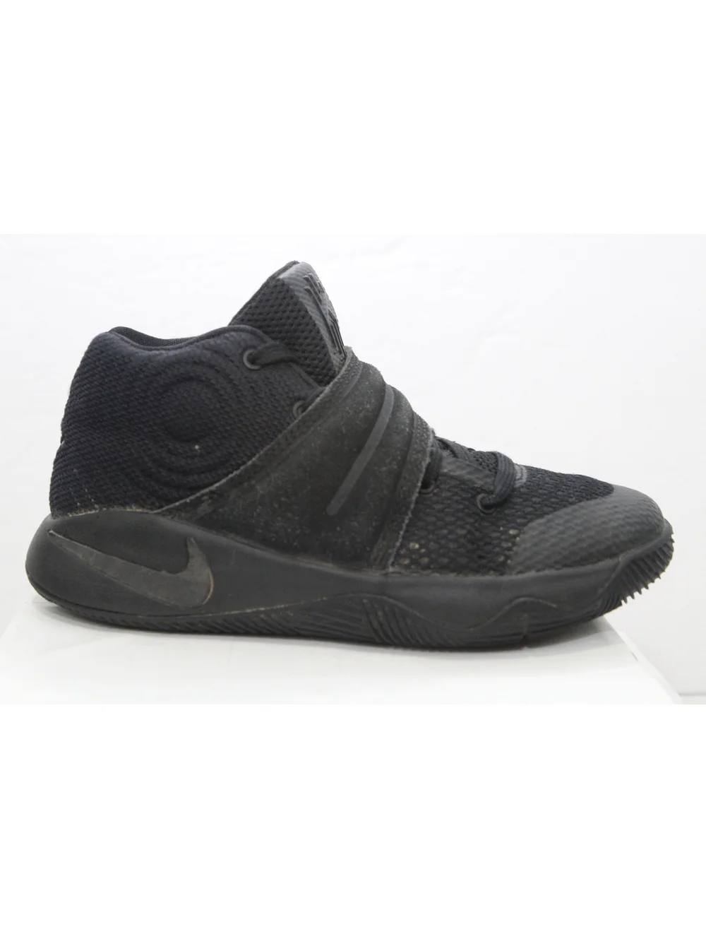 Nike Kyrie Irving 2 PS Black Preschool Kids Shoes 827280-008 Youth Size 12 C